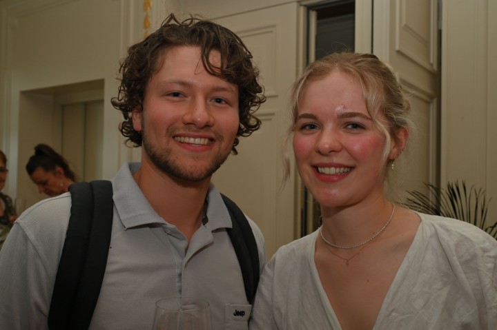 DSC 9690