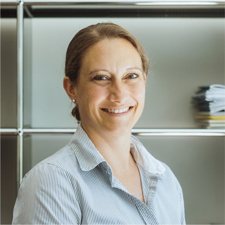 Betschaft Corinne Preview v2